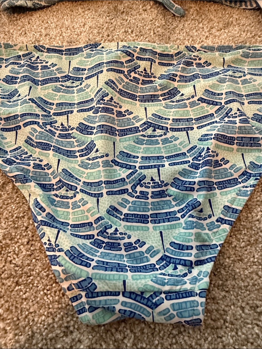 Vineyard vines swimsuit - Picture 3 of 5